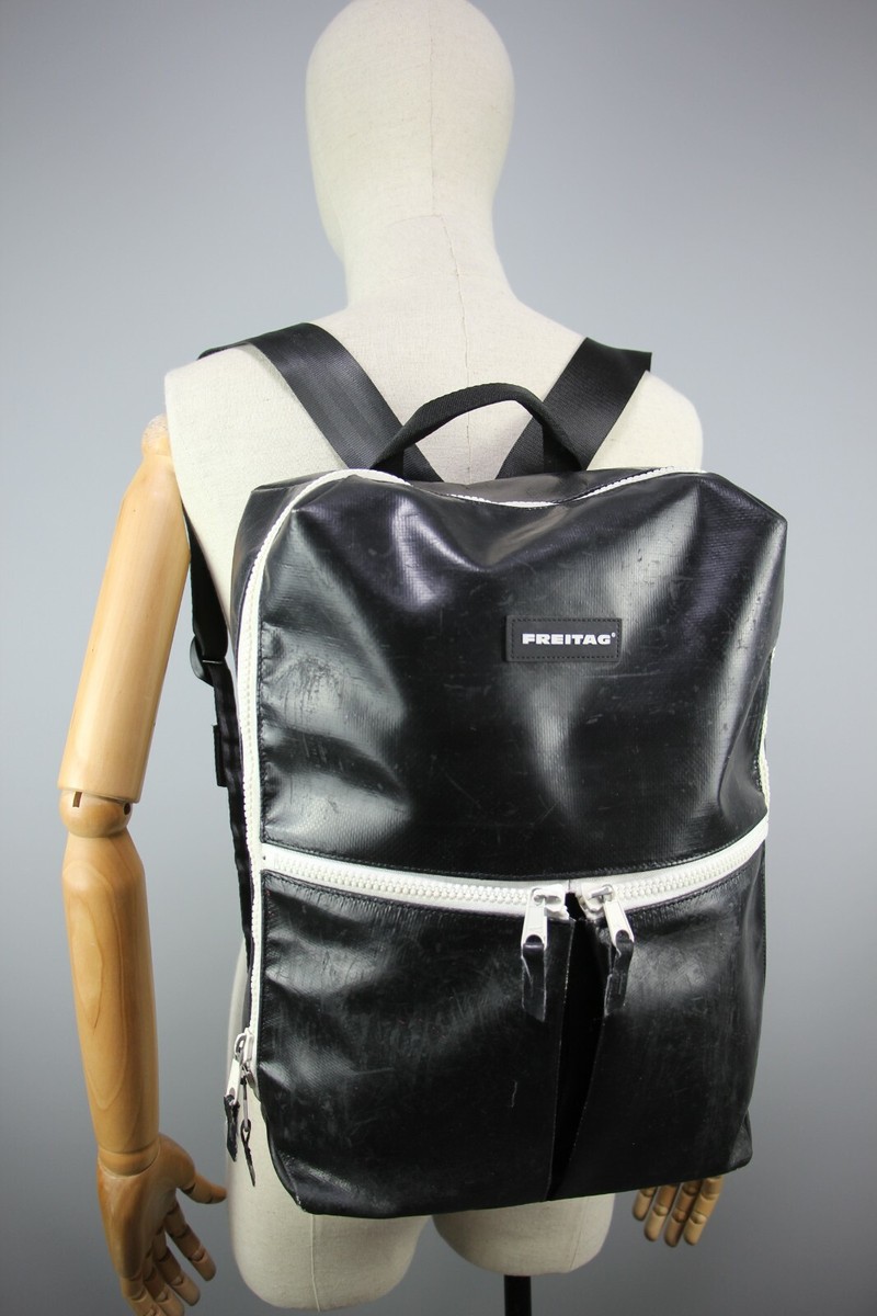 zaino-freitag-126aeh-1.jpg FREITAG F49 FRINGE Black Authentic CLASSIC BACKPACK Size Medium | eBay - immagine 1