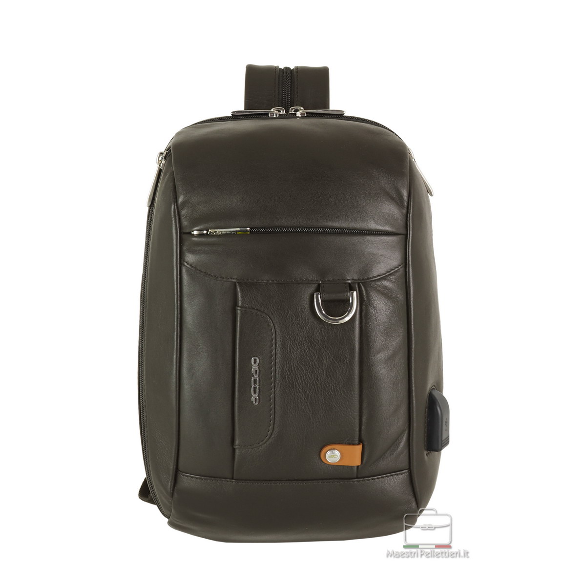 zaino-piccolo-uomo-776mgq-1.jpg Monospalla uomo Zaino piccolo Jet pelle Marrone/Moka | Acciaio - immagine 1